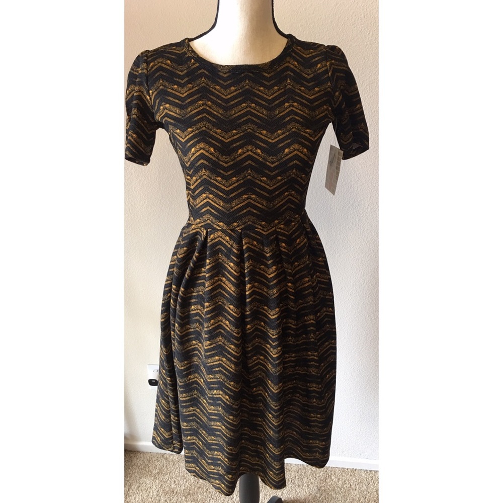 S Lularoe Amelia